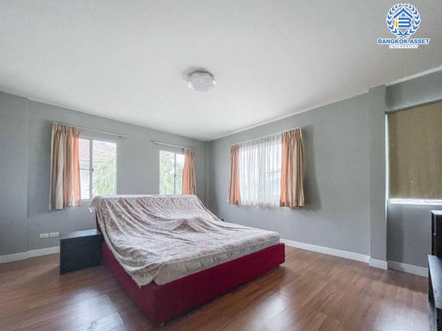 *****บ้านเดี่ยวมือสองย่านนนทบุรี ม.ชัยพฤกษ์ บางใหญ่-เซ็นทรัลเวสต์เกต เนื้อที่กว้างขวางสูงถึง 69.6 ตร.ว. ฟังก์ชัน 3 ห้องนอน 3 ห้องน้ำ 2 ที่จอดรถ บ้านพร้อมอยู่ ตกแต่งใหม่ บนทำเลศักยภาพ เพียง 10 นาทีก็ถึงรถไฟฟ้าสายสีม่วง "สถานีคลองบางไผ่" จองด่วน!